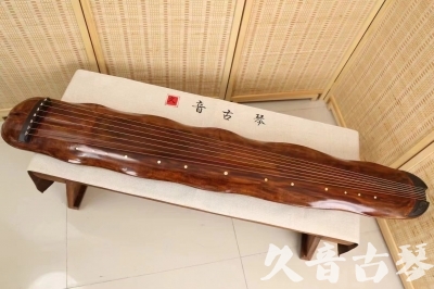新乡市●久音古琴  ●今日推荐20240831  【断纹蕉叶】